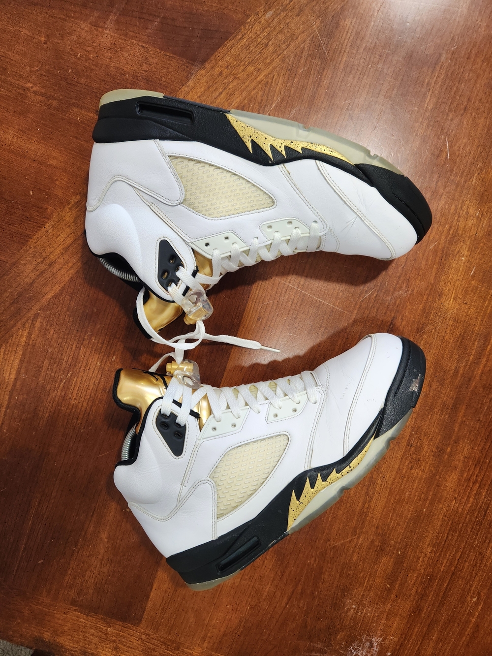 Jordan Retro 5s Size 10.5 Men Used - Picture 5 of 9